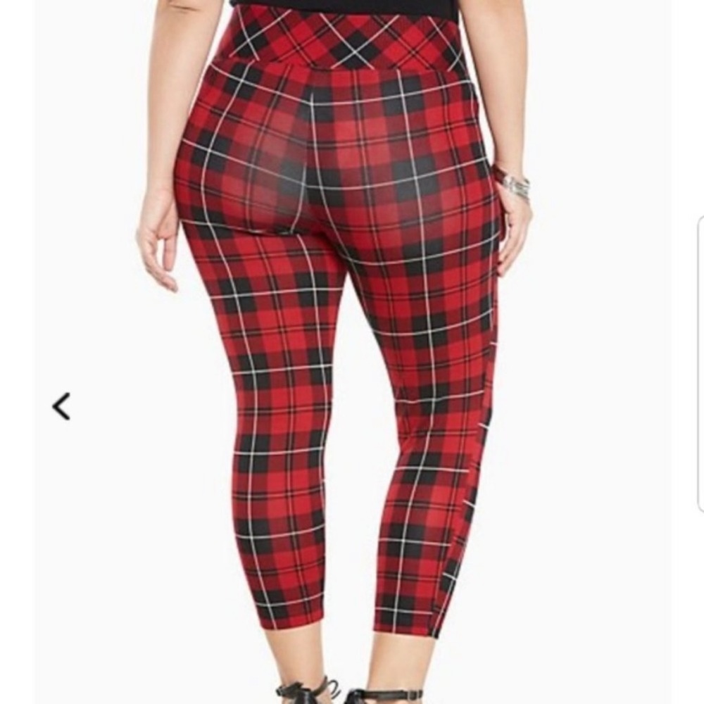 Torrid Cropped Slim Fix Pixie Pant - Plaid All-Nighter Ponte Black Red 1X XL - Picture 3 of 8
